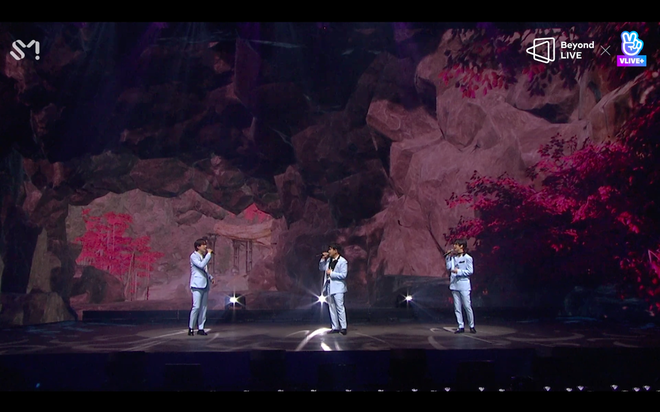 Super Junior-K.R.Y. nói tiếng Việt cực trôi chảy, hát live loạt ca khúc ballad cực đỉnh trong buổi concert đầu tiên sau 5 năm - Ảnh 66.