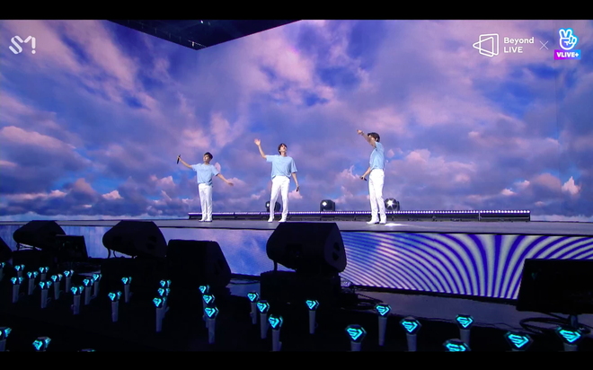 Super Junior-K.R.Y. nói tiếng Việt cực trôi chảy, hát live loạt ca khúc ballad cực đỉnh trong buổi concert đầu tiên sau 5 năm - Ảnh 210.
