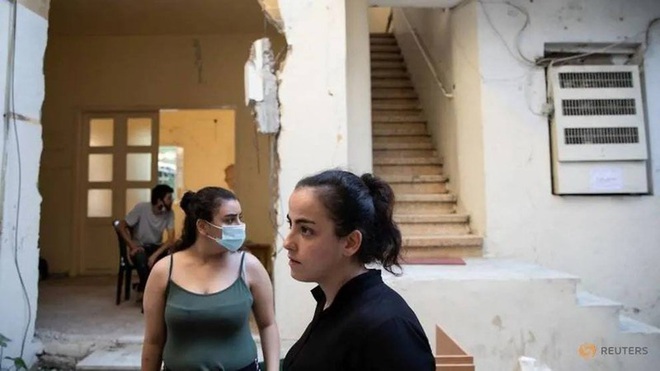 Người dân Beirut đối mặt với khủng hoảng sức khỏe tâm thần sau vụ nổ kinh hoàng - Ảnh 1.