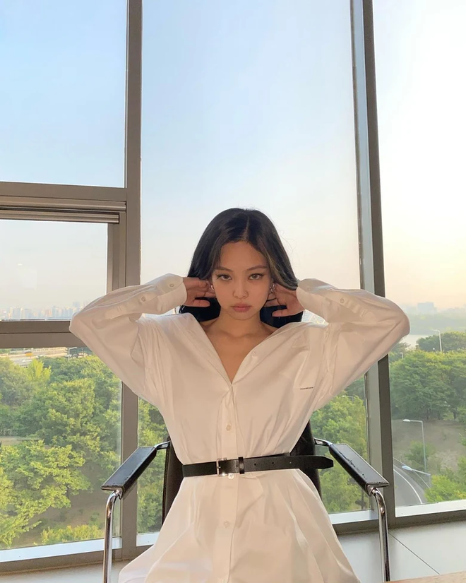 Bác sĩ thẩm mỹ mổ xẻ nhan sắc 2 mỹ nhân hot nhất Kpop Jennie (BLACKPINK) - Irene, phân vân mãi mới tìm ra ai xinh hơn - Ảnh 4.