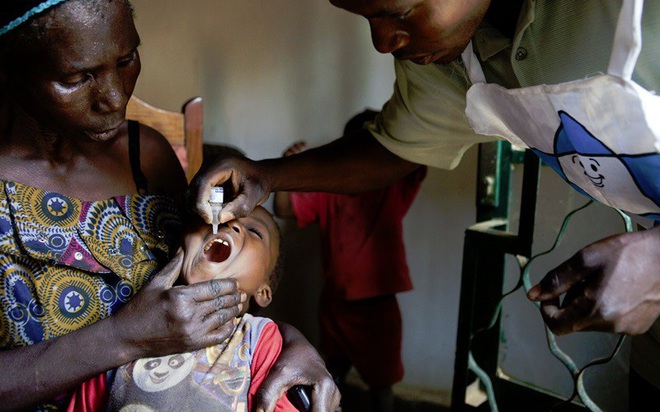 WHO chuẩn bị ra tuyên bố lịch sử: “Châu Phi đã xóa sổ hoàn toàn bại liệt” - Ảnh 1.