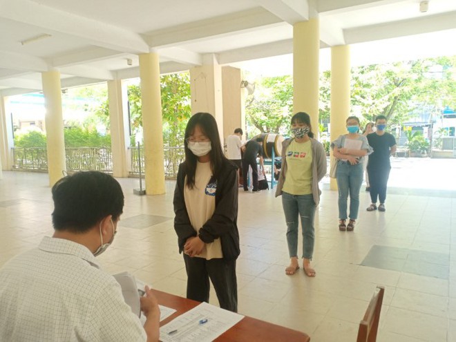 Thi tốt nghiệp THPT đợt 2: Bảo đảm quyền lợi th&iacute; sinh thi gh&eacute;p - Ảnh 1.