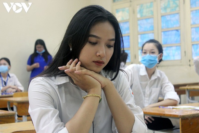 Điểm chuẩn c&aacute;c trường ĐH top tr&ecirc;n c&oacute; khả năng tăng mạnh từ 1-3 điểm - Ảnh 1.