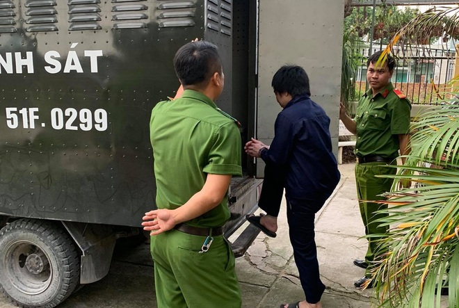 Người cha say rượu đ&aacute;nh con trai ruột 4 th&aacute;ng tuổi g&atilde;y cả 2 chân l&atilde;nh 78 th&aacute;ng t&ugrave; - Ảnh 4.