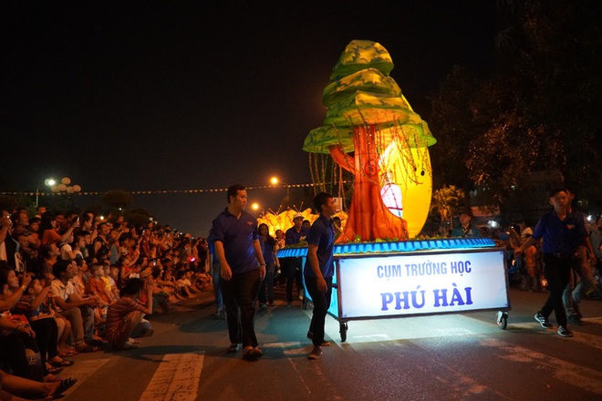 Lễ hội Rước đèn Trung thu lớn nhất Việt Nam sẽ không tổ chức - Ảnh 1.