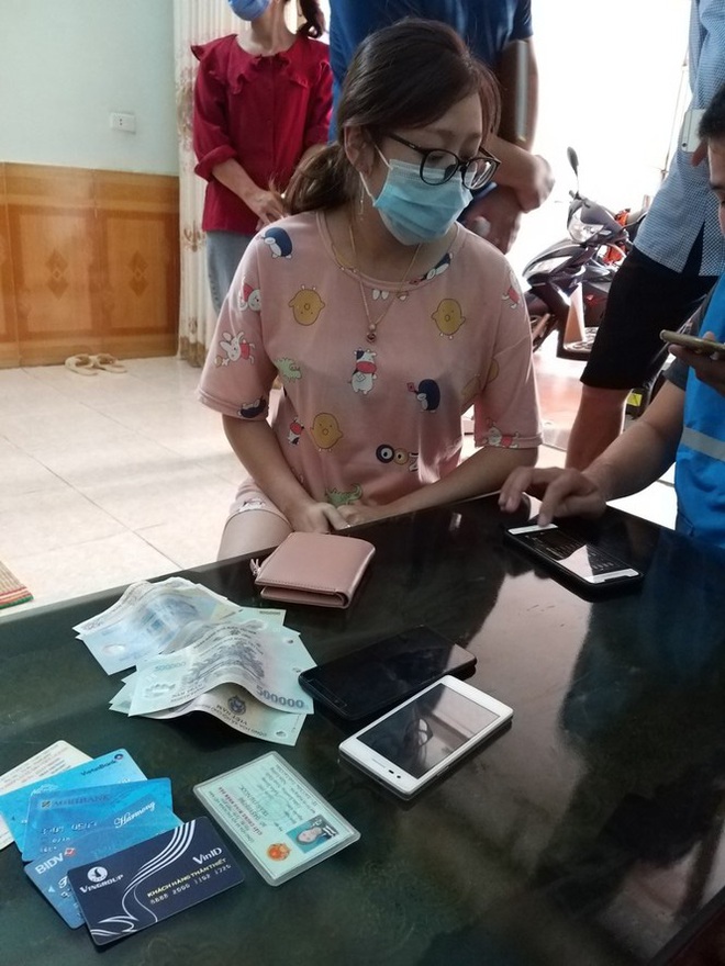 Bắt nữ qu&aacute;i 9X lừa đảo 3,5 tỷ đồng qua Facebook ảo - Ảnh 2.