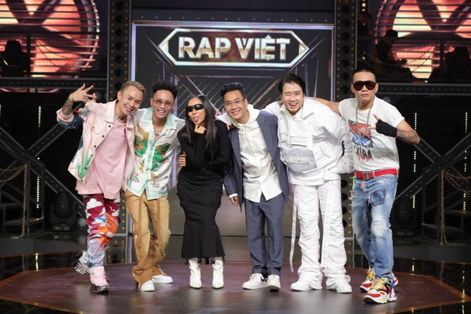 Ekip Rap Việt muốn đưa rap đến gần với ông xe ôm, bà nội trợ, Rhymastic tâm đắc lấy luôn câu này làm đề bài cho thí sinh? - Ảnh 1.