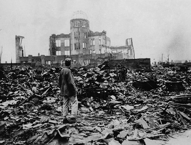 Những hình ảnh hiếm hoi về vụ ném bom nguyên tử xuống Hiroshima và Nagasaki của Nhật Bản, 75 năm vẫn vẹn nguyên nỗi ám ảnh khôn nguôi - Ảnh 14.