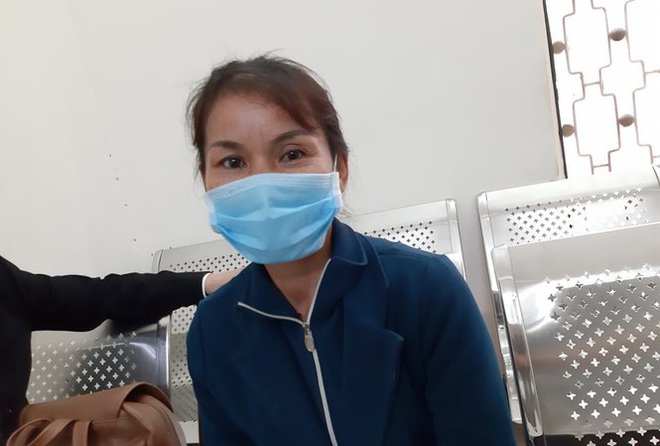Ba b&agrave; ch&aacute;u mua 40 ng&agrave;n đồng thuốc ngủ uống tự tử - Ảnh 1.