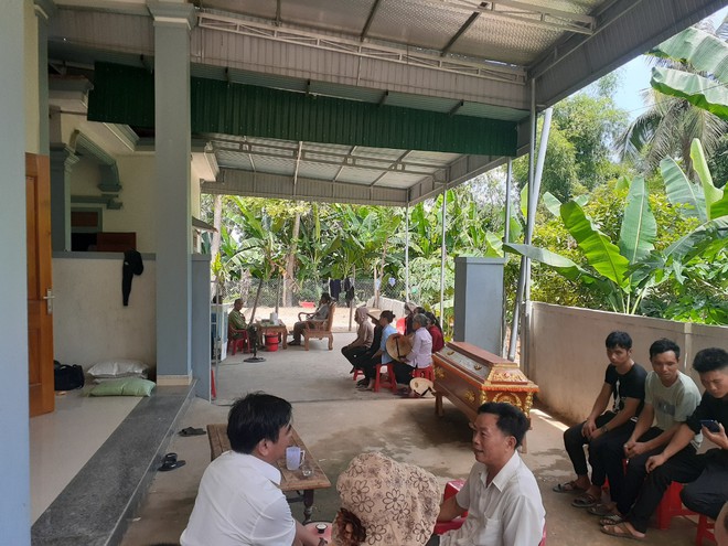 Gia cảnh đ&aacute;ng thương của học sinh lớp 5 bị tường sập đ&egrave; tử vong - Ảnh 2.