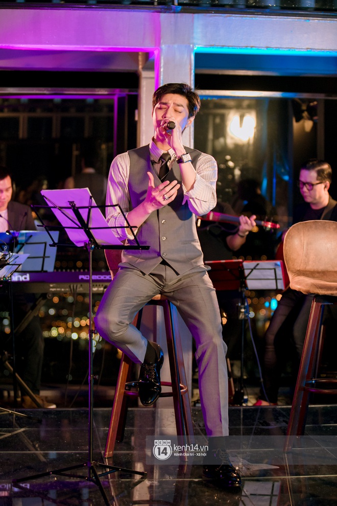Noo Phước Thịnh chia sẻ về 3 năm "đen tối" của sự nghiệp, lâu lắm rồi mới song ca cùng Đông Nhi làm ai cũng bồi hồi! - Ảnh 4. Noo Phước Thịnh chia sẻ về 3 năm "đen tối" của sự nghiệp, lâu lắm rồi mới song ca cùng Đông Nhi làm ai cũng bồi hồi! - Ảnh 4.
