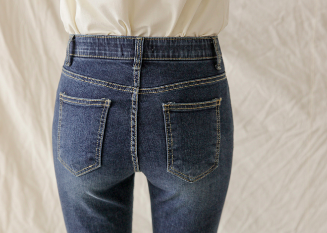 Chi tiết túi sau của quần jeans lại quyết định độ cong của vòng 3: Chiêu cơi nới dành cho nàng mông lép - Ảnh 3.