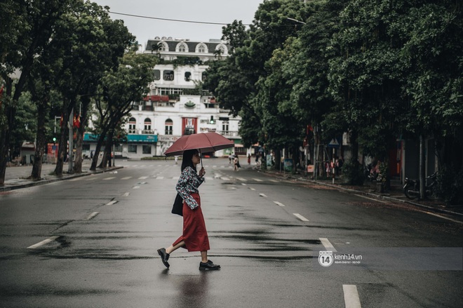 Hà Nội trở lạnh khiến ai cũng mê mẩn: Mùa thu về rồi kìa, còn không mau kiếm người yêu đi thôi! - Ảnh 7.