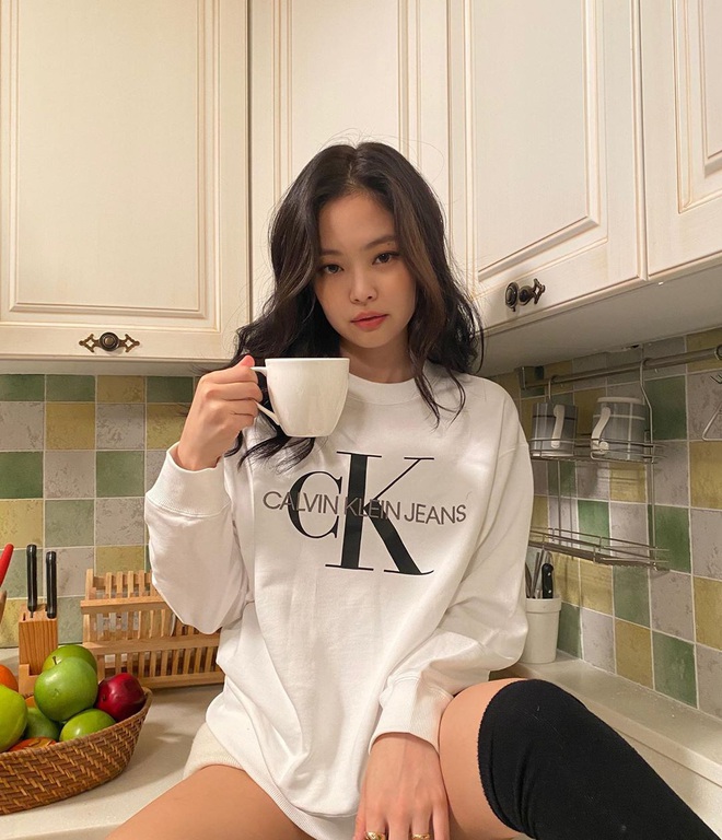 jennierubyjane1186284243606268684486618982517494647706013n-16004948939081261534261.jpg