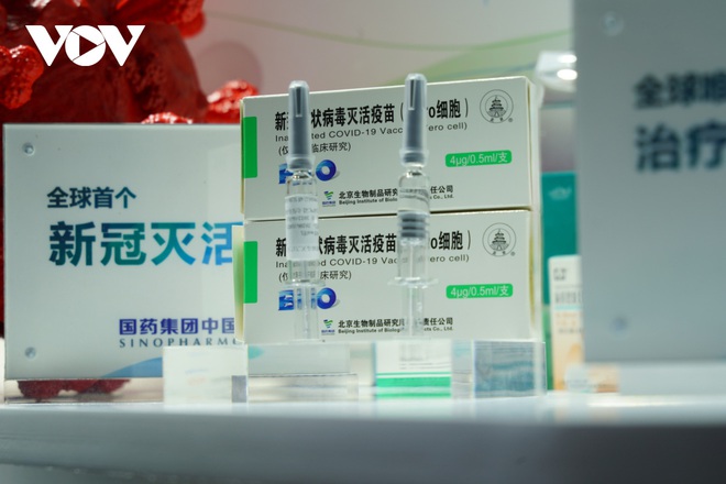 Trung Quốc đặt mục tiêu cung cấp vaccine Covid-19 giá 88 USD trong năm nay - Ảnh 1.