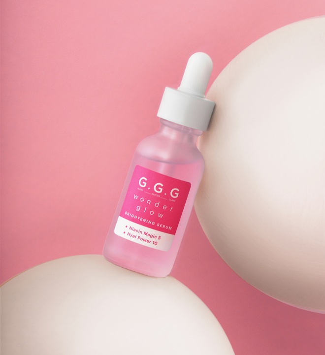 Dùng thêm 1 trong 4 serum cấp ẩm giá vài trăm nghìn này là có ngay da ẩm mượt như gái Hàn - Ảnh 1.