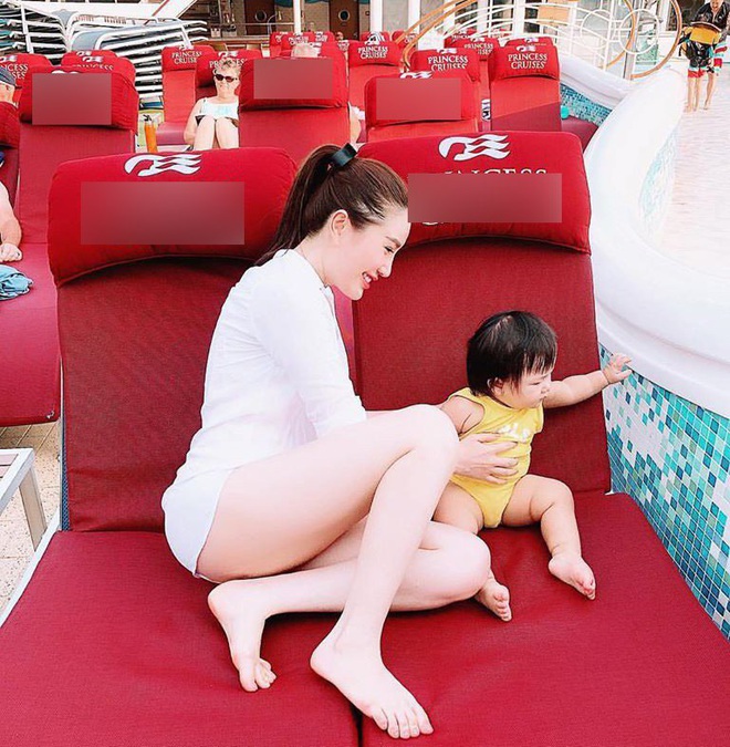 Dàn cháu gái cực phẩm của sao Việt: Lan Ngọc - Ngọc Trinh khoe toàn tiểu mỹ nhân, nhà Trang Nhung có tới 2 thí sinh Hoa hậu - Ảnh 30. Dàn cháu gái cực phẩm của sao Việt: Lan Ngọc - Ngọc Trinh khoe toàn tiểu mỹ nhân, nhà Trang Nhung có tới 2 thí sinh Hoa hậu - Ảnh 30.
