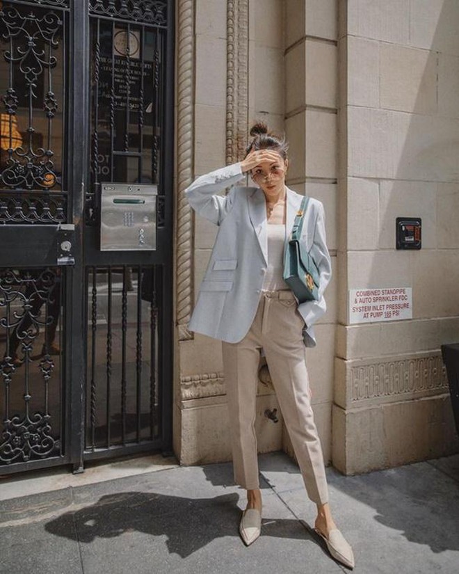 Fashionista xứ Đ&agrave;i tung ra 4 chi&ecirc;u diện blazer hack ch&acirc;n d&agrave;i đỉnh cao d&agrave;nh cho c&aacute;c n&agrave;ng khi&ecirc;m tốn chiều cao - tự h&agrave;o chiều rộng - Ảnh 2.