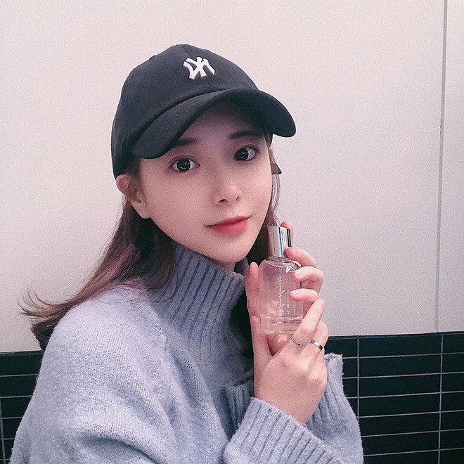 Trời chuyển sang Thu th&igrave; bạn cũng cần đổi c&aacute;ch skincare để da mướt rượt v&agrave; kh&ocirc;ng l&atilde;o h&oacute;a - Ảnh 4.