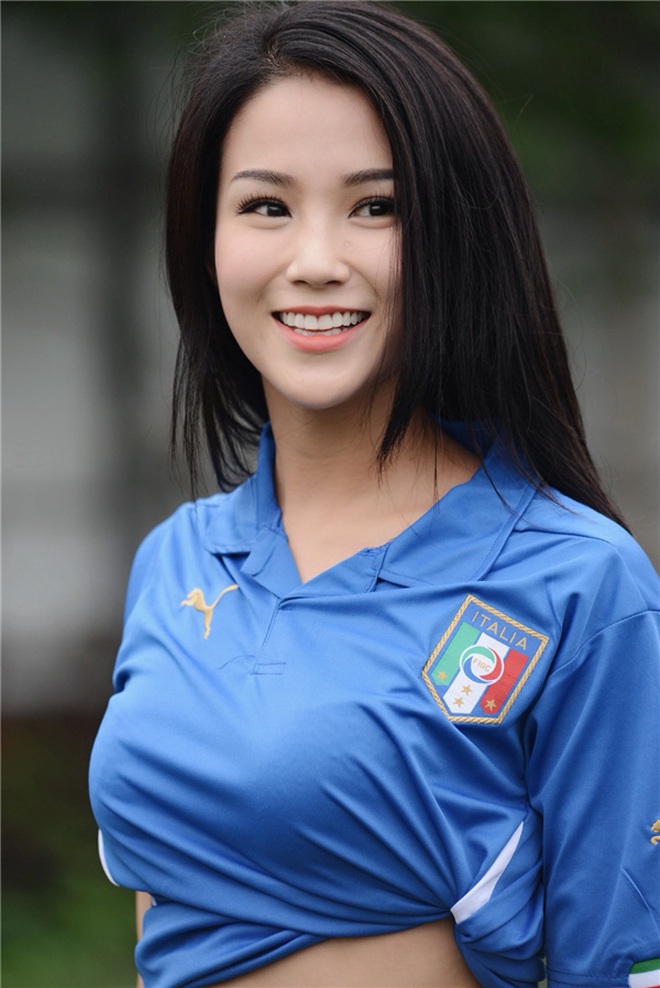 6 sao Việt khổ sở vì "dao kéo" biến dạng: Angela Phương Trinh lệch hẳn 1 bên mũi, Hồ Quỳnh Hương - Phi Thanh Vân gây choáng - Ảnh 14. 6 sao Việt khổ sở vì "dao kéo" biến dạng: Angela Phương Trinh lệch hẳn 1 bên mũi, Hồ Quỳnh Hương - Phi Thanh Vân gây choáng - Ảnh 14.