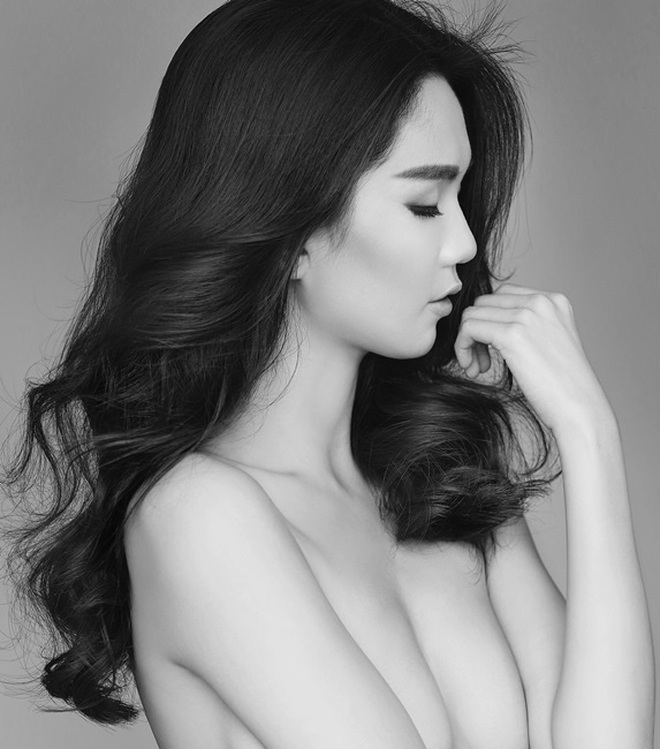 lo-them-anh-ban-nude-hut-mat-cua-ngoc-trinh-1599114730087278386908.jpg