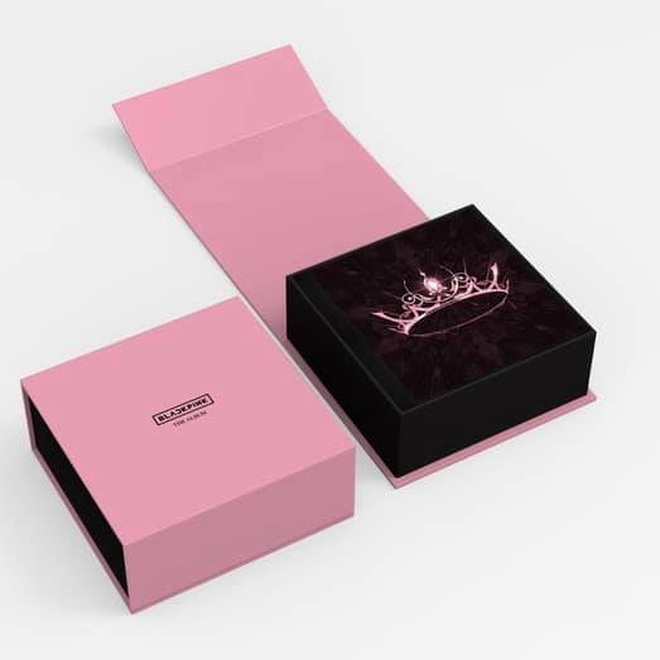 Full album đầu tay của BLACKPINK đạt 800 nghìn bản đặt trước, ngôi vị "nữ hoàng bán đĩa" của TWICE đổi chủ đến nơi rồi? - Ảnh 3. Full album đầu tay của BLACKPINK đạt 800 nghìn bản đặt trước, ngôi vị "nữ hoàng bán đĩa" của TWICE đổi chủ đến nơi rồi? - Ảnh 3.