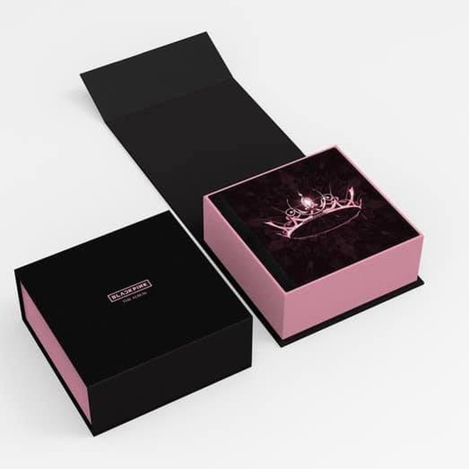Full album đầu tay của BLACKPINK đạt 800 nghìn bản đặt trước, ngôi vị "nữ hoàng bán đĩa" của TWICE đổi chủ đến nơi rồi? - Ảnh 3. Full album đầu tay của BLACKPINK đạt 800 nghìn bản đặt trước, ngôi vị "nữ hoàng bán đĩa" của TWICE đổi chủ đến nơi rồi? - Ảnh 3.