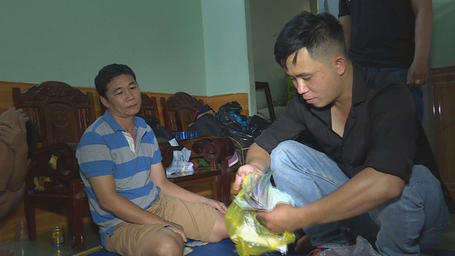 Đ&aacute;nh bạc bằng... phin c&agrave; ph&ecirc;, vỏ hạt dưa để qua mặt c&ocirc;ng an - Ảnh 2.