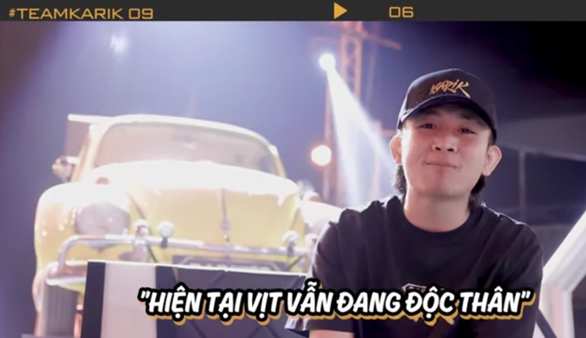 Ricky Star giả làm Karik, tiết lộ ai muốn yêu thì phải... bồng được GDucky đi lên 2 bậc cầu thang - Ảnh 3.