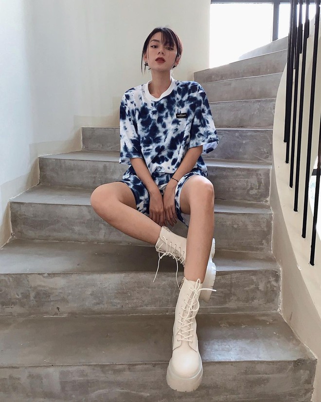 Mix & Phối - Diện đồ đẹp mà không biết chọn giày coi như bỏ: combat boots đang hot rần rần không khó 'xơi' như bạn tưởng - chanvaydep.net 8 Mix & Phối - Diện đồ đẹp mà không biết chọn giày coi như bỏ: combat boots đang hot rần rần không khó 'xơi' như bạn tưởng - chanvaydep.net 8