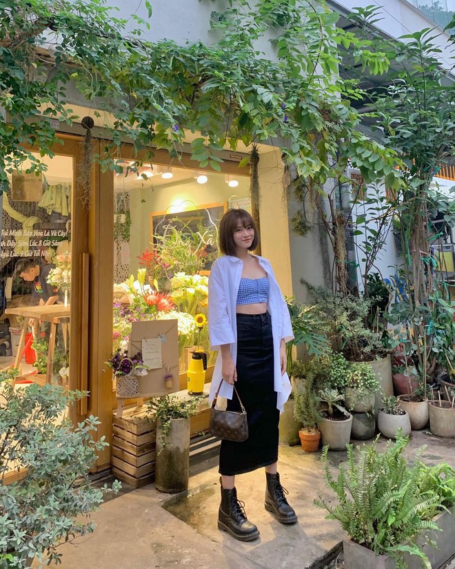 Mix & Phối - Diện đồ đẹp mà không biết chọn giày coi như bỏ: combat boots đang hot rần rần không khó 'xơi' như bạn tưởng - chanvaydep.net 5 Mix & Phối - Diện đồ đẹp mà không biết chọn giày coi như bỏ: combat boots đang hot rần rần không khó 'xơi' như bạn tưởng - chanvaydep.net 5