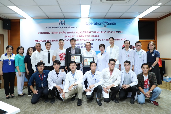 LG Việt Nam và Điện Máy Xanh trao 1,5 tỷ đồng vào quỹ phẫu thuật từ thiện  - Ảnh 1.