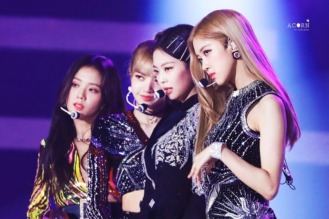 Sân khấu năm 2018 của BLACKPINK lập kỷ lục 200 triệu lượt xem, fan khen quá xứng đáng vì cày view còn nhiều hơn MV chính - Ảnh 5.