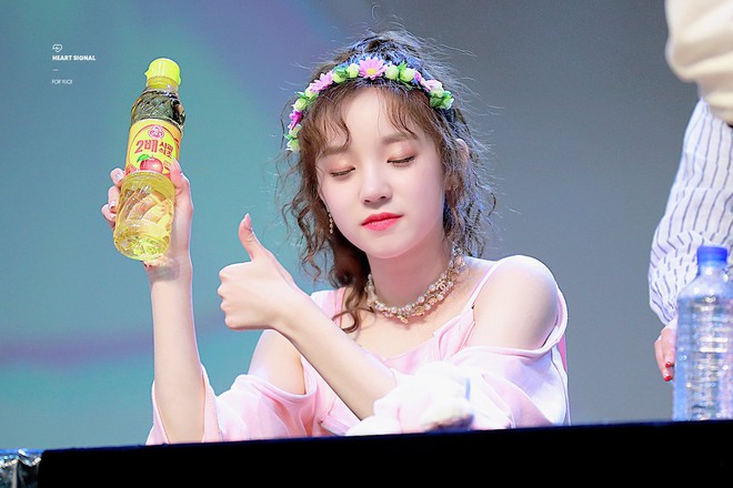 Yuqi nhóm (G)I-DLE gây sốc vì uống giấm như uống nước, fan nhiệt tình tặng hẳn mấy chai dùng dần - Ảnh 4.