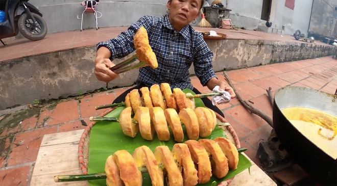 Rán xúc xích thôi mà cũng thất bại: không làm hỏng đồ ăn thì không phải Bà Tân Vlog? - Ảnh 4.