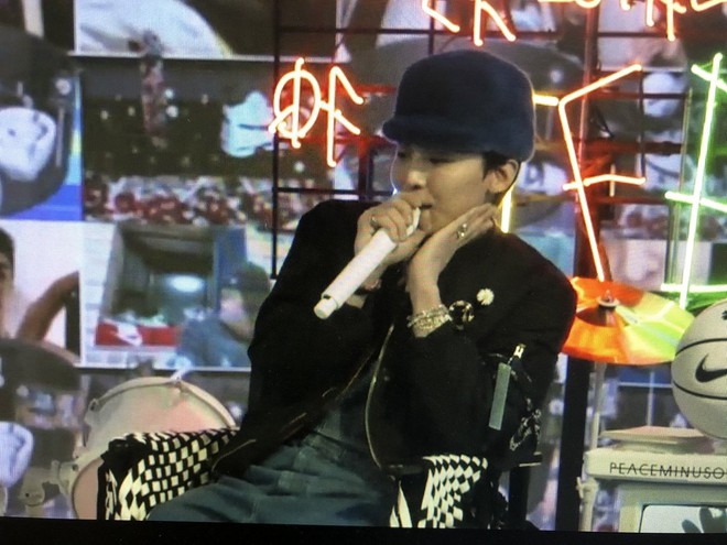 G-Dragon comeback cực ngầu tại sự kiện đầu ti&ecirc;n hậu xuất ngũ, nhưng sao gương mặt v&agrave; sống mũi lại k&igrave; k&igrave; thế n&agrave;y? - Ảnh 5.