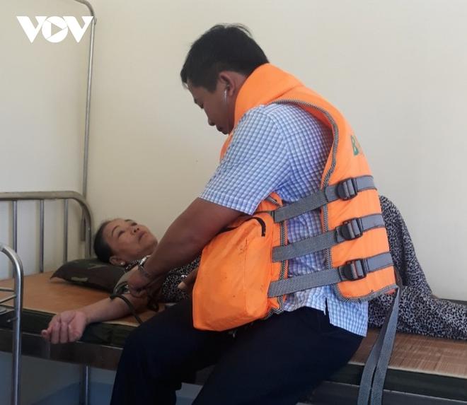 Ch&aacute;y t&agrave;u tr&ecirc;n biển C&ugrave; Lao Ch&agrave;m, 18 h&agrave;nh kh&aacute;ch v&agrave; nh&acirc;n vi&ecirc;n tho&aacute;t chết - Ảnh 3.