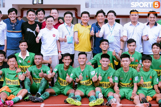 Góp mặt tại bán kết SV-League 2020, ĐH Nông Lâm tiếp tục nhận thưởng nóng sau khi hạ gục đội bóng bầu Hải - Ảnh 12.