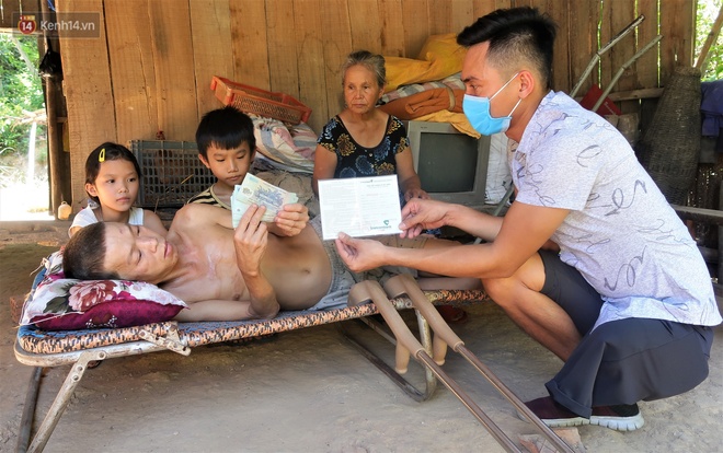 Thánh một chân Lương Phi: Từ cậu bé bị gã tâm thần chém mất chân đến hành trình trở thành YouTuber tử tế - Ảnh 10. Thánh một chân Lương Phi: Từ cậu bé bị gã tâm thần chém mất chân đến hành trình trở thành YouTuber tử tế - Ảnh 10.