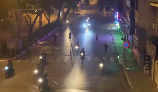 Vụ h&agrave;ng chục thanh, thiếu ni&ecirc;n truy s&aacute;t nhau: Rợn người với những hung kh&iacute; được sử dụng - Ảnh 2.