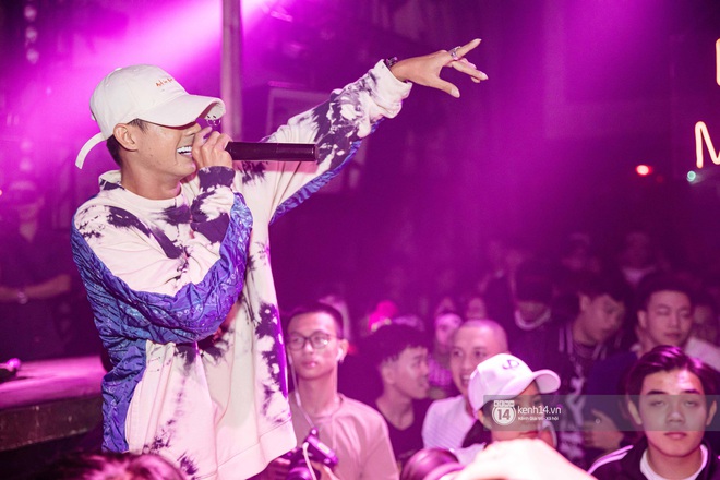 Nguyên gang OTD chơi lớn tặng iPhone 12 mừng sinh nhật Lăng LD, hai thí sinh Rap Việt bất ngờ đến góp vui - Ảnh 6. Nguyên gang OTD chơi lớn tặng iPhone 12 mừng sinh nhật Lăng LD, hai thí sinh Rap Việt bất ngờ đến góp vui - Ảnh 6.