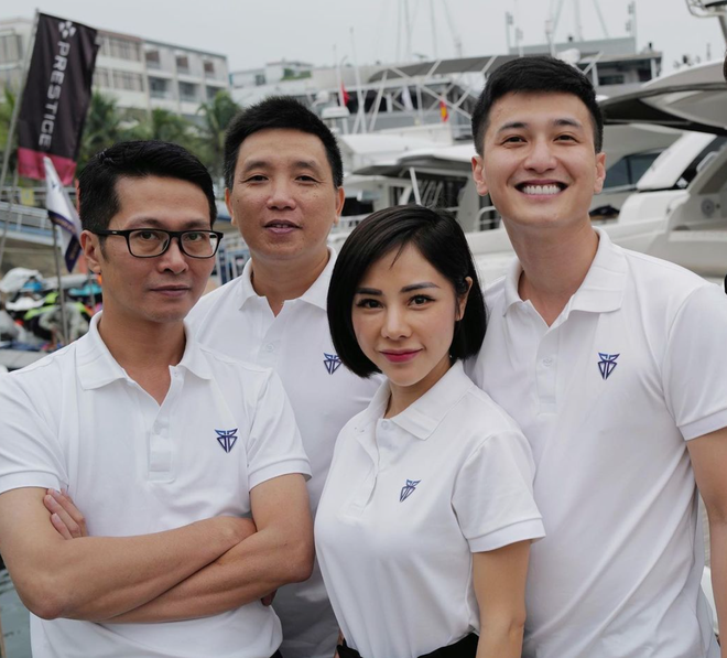 Hoá ra Huỳnh Anh đã liên tục nhá hàng ảnh của bạn gái MC VTV lộ liễu từ lâu mà ai cũng tưởng... bị hack - Ảnh 5. Hoá ra Huỳnh Anh đã liên tục nhá hàng ảnh của bạn gái MC VTV lộ liễu từ lâu mà ai cũng tưởng... bị hack - Ảnh 5.