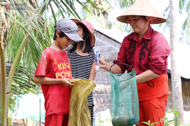 3 đứa trẻ không cha, đói ăn bên người mẹ bệnh tật: Con đi lượm ve chai, vỏ dừa khô để phụ mẹ nuôi em - Ảnh 6.