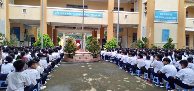 Một trường THCS tại TP.HCM thu chi hơn nửa tỷ đồng tr&aacute;i quy định - Ảnh 2.