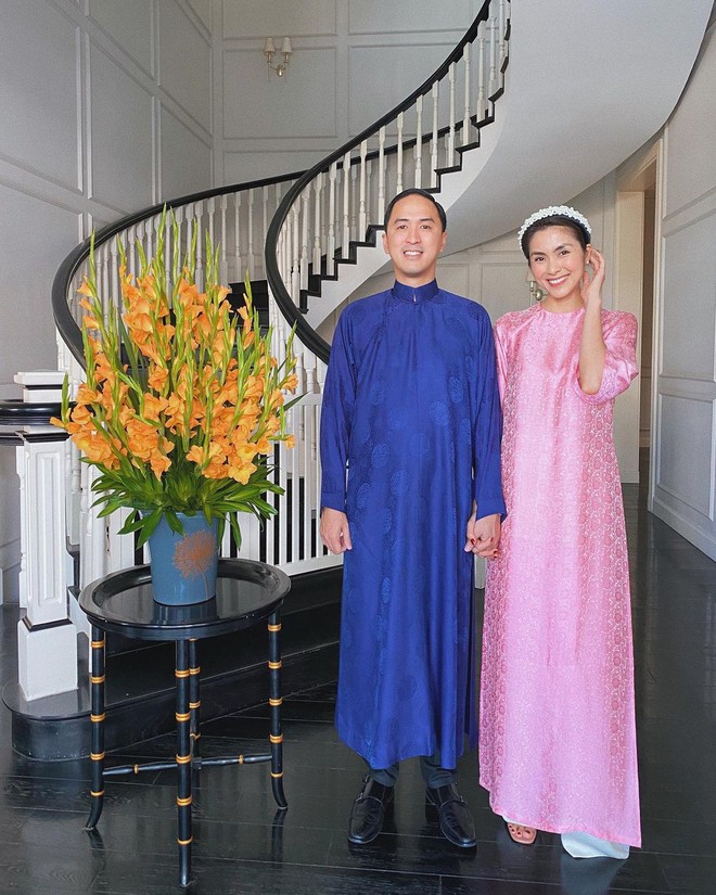 Sánh bước bên ông xã, Hà Tăng cứ lên đồ xuất sắc nhường này thì bảo sao Louis Nguyễn nghiện vợ đến thế - Ảnh 8.