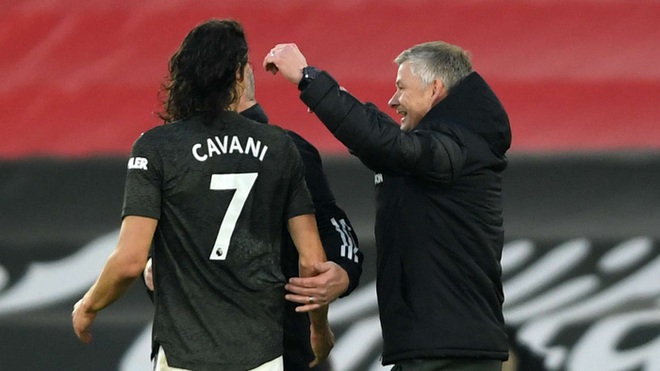 Cavani nhắc nhở về bài học của Sir Alex mà Solskjaer đã quên - Ảnh 1.