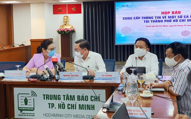TP.HCM sẽ xử phạt nam tiếp viên Vietnam Airlines vi phạm nghiêm trọng quy định cách ly - Ảnh 1.