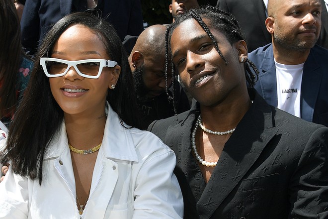 Hollywood thêm cặp từ friendzone hoá tình nhân: Nữ hoàng kem trộn Rihanna hẹn hò rapper đình đám sau 7 năm làm bạn? - Ảnh 3.