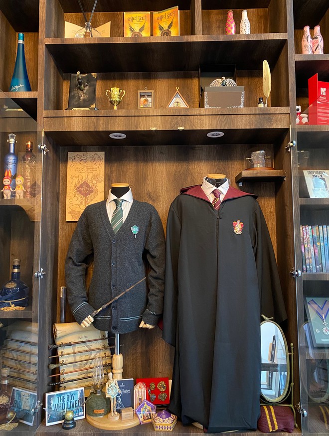 Ngôi nhà của cặp đôi mới cưới: Phòng khách style Harry Potter, quầy bar lại cosplay phim Itaewon Class - Ảnh 4.