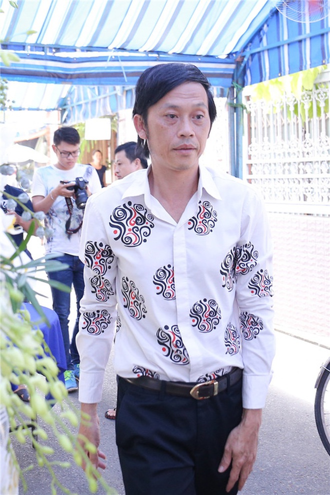 Thông tin chính thức về tang lễ của cố nghệ sĩ Chí Tài, thời gian viếng và ngày đưa linh cữu qua Mỹ - Ảnh 5. Thông tin chính thức về tang lễ của cố nghệ sĩ Chí Tài, thời gian viếng và ngày đưa linh cữu qua Mỹ - Ảnh 5.